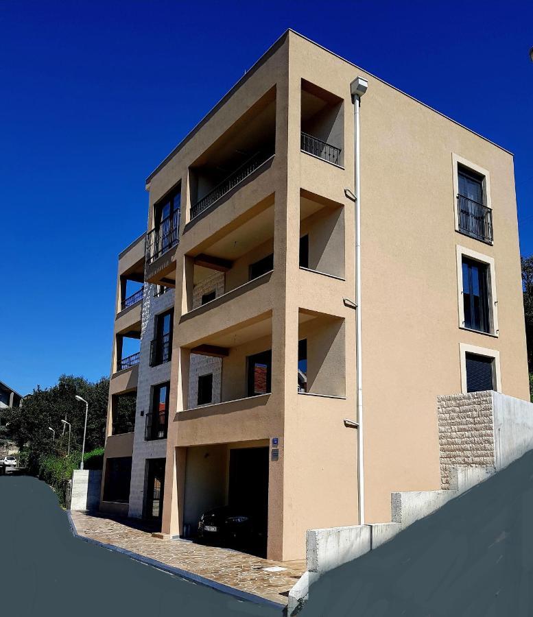 Ralux Apartman Tivat Exterior foto